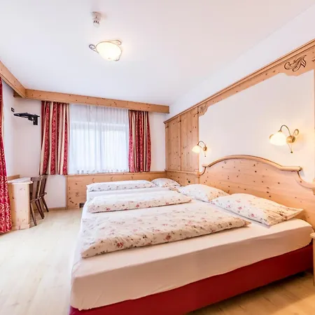 Garni Diamant 3*